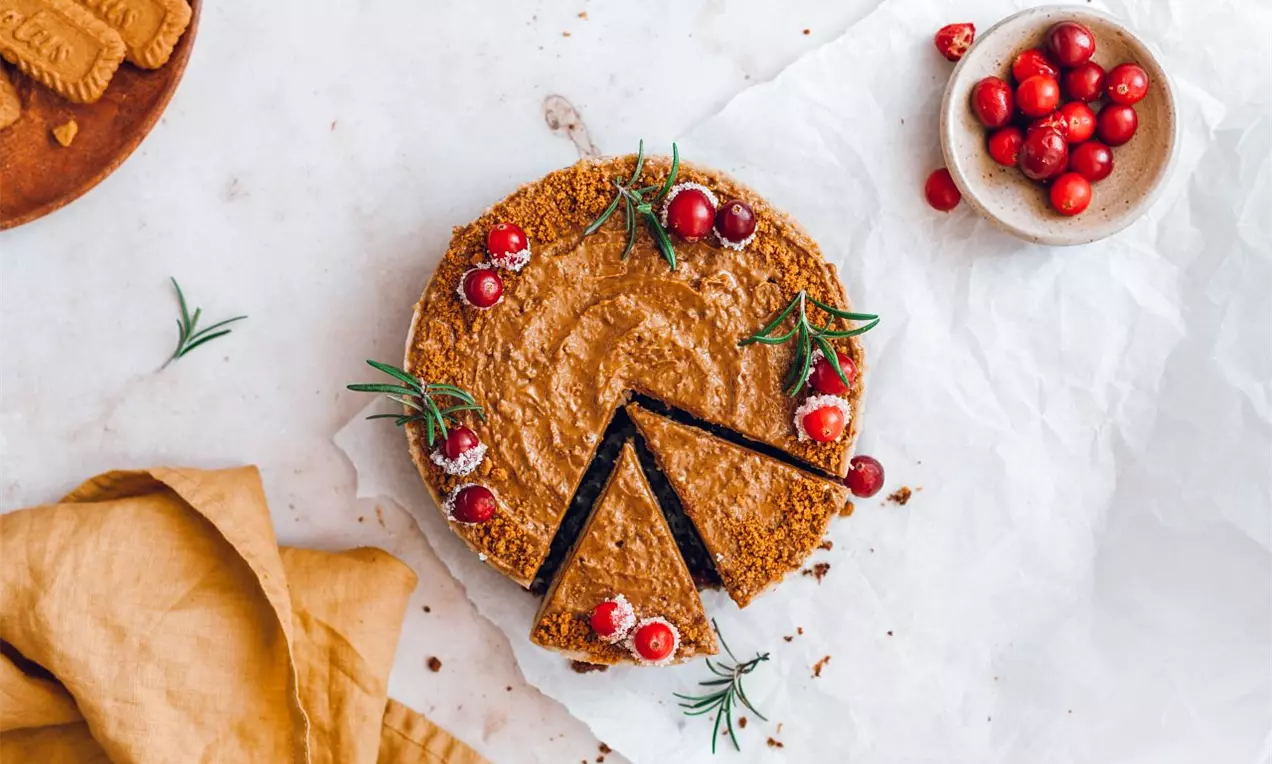 Sušenkový cheesecake s brusinkami